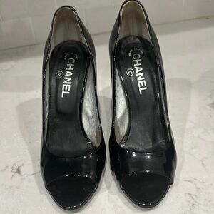 CHANEL Black Patent Leather Heels
